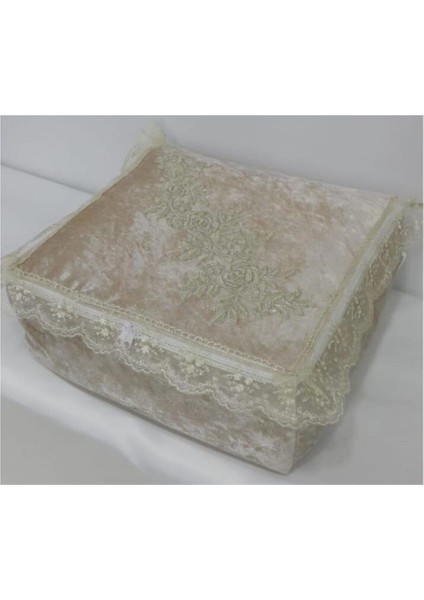 Güçlü ve Şık Güpürlü Nişan Hurcu, Çeyizlik Bohça Süsü, Beyaz Renkli Ürün