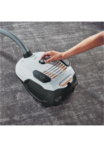 Aeg Vx6-2-Iw-5 Toz Torbalı Elektrikli Süpürge, 800W, 360° Döner Tekerlekler, 9m Hareket Alanı, Yıkanabilir Hijyen Filtresi, Sert Zemin ve Halı Için Özel Başlıklar indirimleri