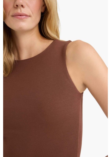 Slim Fit Dar Kesim Bisiklet Yaka Ribana Atlet F6275AX25AU fırsatları