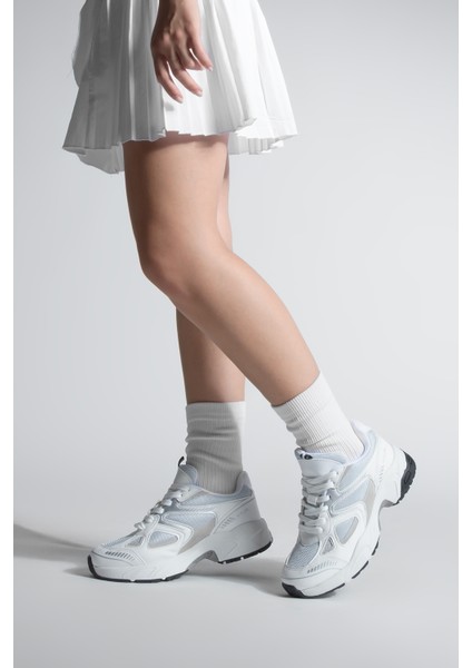 Kadın Sneaker Kalın Taban Bağcıklı File Detaylı Spor Ayakkabı Yuvez Beyaz fırsatları