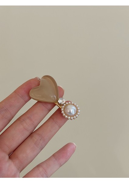 Yeni Retro Yüksek Dereceli Broş Klasik Mizaç Niş Tasarım Zarif Iğne Edebi Retro Tarzı Aksesuarlar (Yurt Dışından)