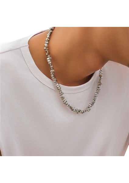 2025 Yeni Stil Niş Kişilik Özel Şekilli Kolye Erkek Modası Yüksek Kaliteli Basit Retro Moda Köprücük Kemiği Zinciri (Yurt Dışından) fiyatları