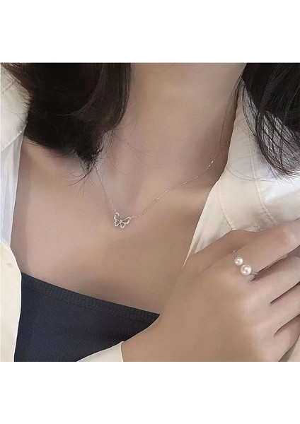 Kadınlar Için Süper Peri Elmas Kelebek Kolye Hafif Lüks Niş Üst Düzey Köprücük Kemiği Zinciri Tatlı Parlak Moda Mizaç Kolye (Yurt Dışından)