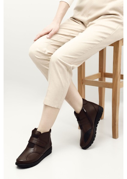 Kadın Kahverengi Fermuarlı Kemik Çıkıntısına Özel Hakiki Deri Bot fiyatları