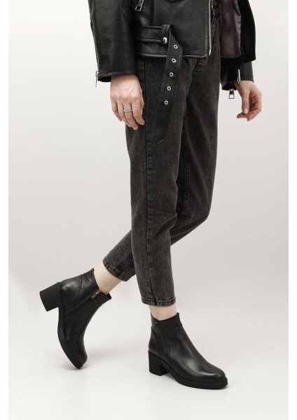 Kadın Siyah Fermuarlı Kalın Topuklu Hakiki Deri Bot fiyatları