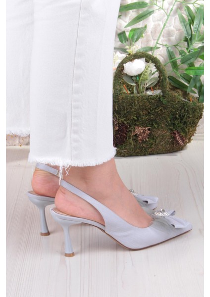 129-1070 Fls Saten Taşlı Fiyonk Detaylı Arkası Açık Önü Kapalı Topuklu Kadın Ayakkabı fırsatları