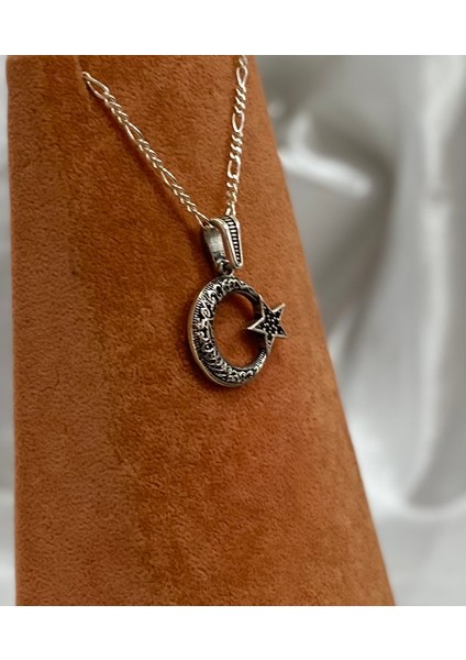 Bayrak Modeli Gümüş Erkek Kolyesi fiyatları