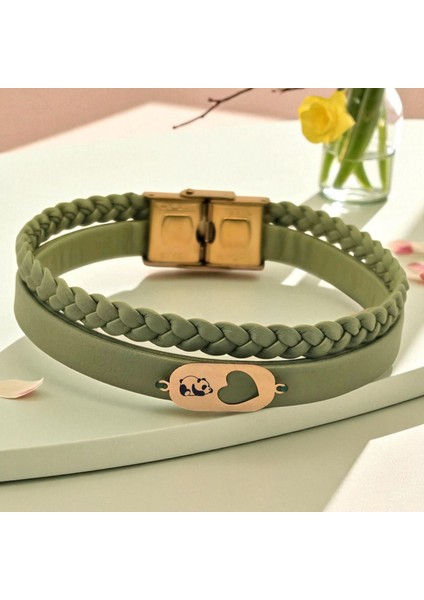 14 Ayar Altın Plakalı Panda Temalı Zeytin Yeşili Derili Kalp Motifli Hediye BILEKLIK-556SEMBOL fiyatları