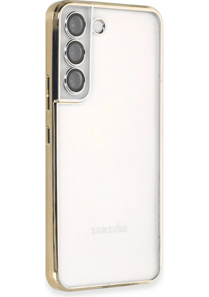Newface Samsung Galaxy S22 Kılıf Razer Lensli Silikon - Gold