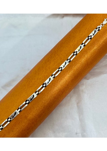 Kelepçeli Kı lıç Gümüş Erkek Bileklik