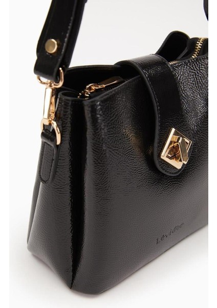 930167 Çanta Siyah Kırışık Rugan Kadın Omuz Çantası