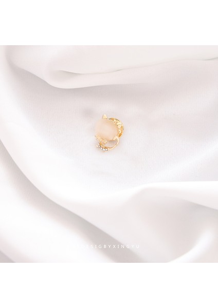 Yeni Broş Hafif Lüks Basit Mizaç Sabit Giysi Pin Takım Elbise Kolye Bilezik Şapkalar Sınıf Giyim Aksesuarları (Yurt Dışından)