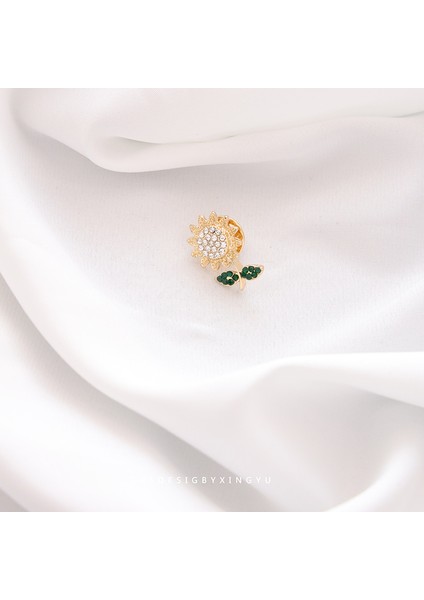 Yeni Broş Hafif Lüks Basit Mizaç Sabit Giysi Pin Takım Elbise Kolye Bilezik Şapkalar Sınıf Giyim Aksesuarları (Yurt Dışından)