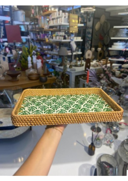 Yeşil Yaprak Desen Rattan Tepsi 38X24CM