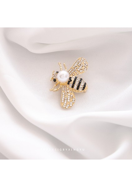 Yeni Broş Hafif Lüks Basit Mizaç Sabit Giysi Pin Takım Elbise Kolye Bilezik Şapkalar Sınıf Giyim Aksesuarları (Yurt Dışından)