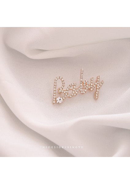 Yeni Broş Hafif Lüks Basit Mizaç Sabit Giysi Pin Takım Elbise Kolye Bilezik Şapkalar Sınıf Giyim Aksesuarları (Yurt Dışından)