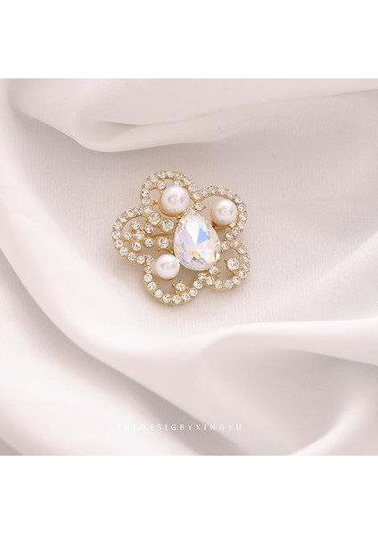 Yeni Broş Hafif Lüks Basit Mizaç Sabit Giysi Pin Takım Elbise Kolye Bilezik Şapkalar Sınıf Giyim Aksesuarları (Yurt Dışından)