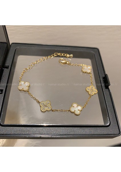 Yeni Zirkon Bilezik Süper Flaş Bilezik Mizaç Moda Broş Zarif Işık Lüks Kişilik Dekorasyon Broş Retro Moda Broş Sınıf Mücevher Ürünleri (Yurt Dışından)