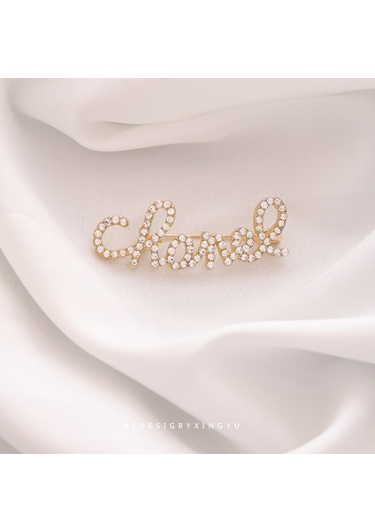 Yeni Broş Hafif Lüks Basit Mizaç Sabit Giysi Pin Takım Elbise Kolye Bilezik Şapkalar Sınıf Giyim Aksesuarları (Yurt Dışından)