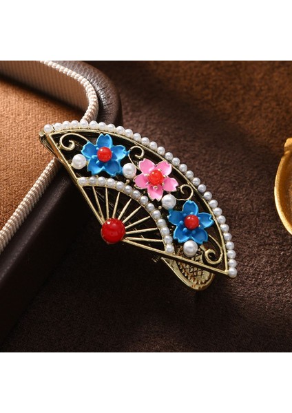Yeni Moda Broş Zarif Işık Lüks Kişilik Dekoratif Broş Retro Moda Broş Sınıf Mücevher (Yurt Dışından)