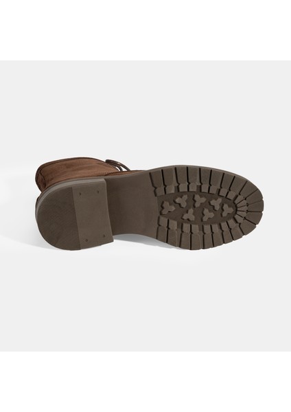 Kadın Kahve Bağcık Detaylı Süet Bot fırsatları