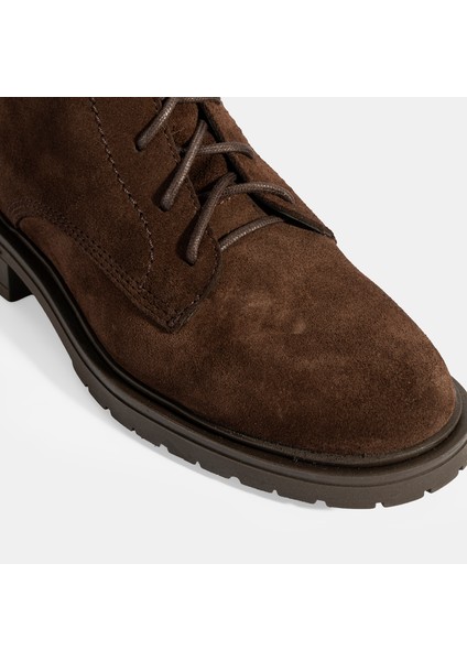 Kadın Kahve Bağcık Detaylı Süet Bot