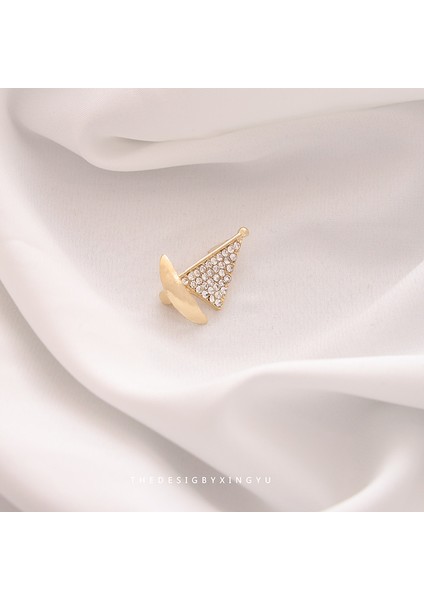 Yeni Broş Hafif Lüks Basit Mizaç Sabit Giysi Pin Takım Elbise Kolye Bilezik Şapkalar Sınıf Giyim Aksesuarları (Yurt Dışından)