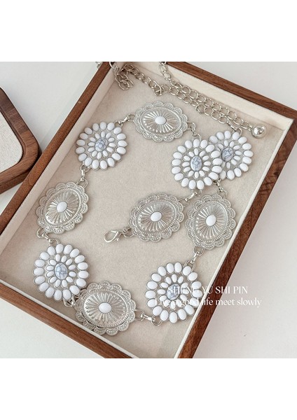 Yeni Zirkon Bilezik Süper Flaş Bilezik Mizaç Moda Broş Zarif Işık Lüks Kişilik Dekorasyon Broş Retro Moda Broş Sınıf Mücevher Ürünleri (Yurt Dışından)