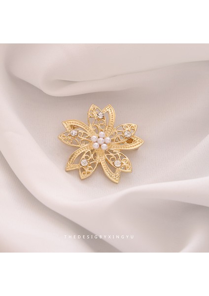 Yeni Broş Hafif Lüks Basit Mizaç Sabit Giysi Pin Takım Elbise Kolye Bilezik Şapkalar Sınıf Giyim Aksesuarları (Yurt Dışından)