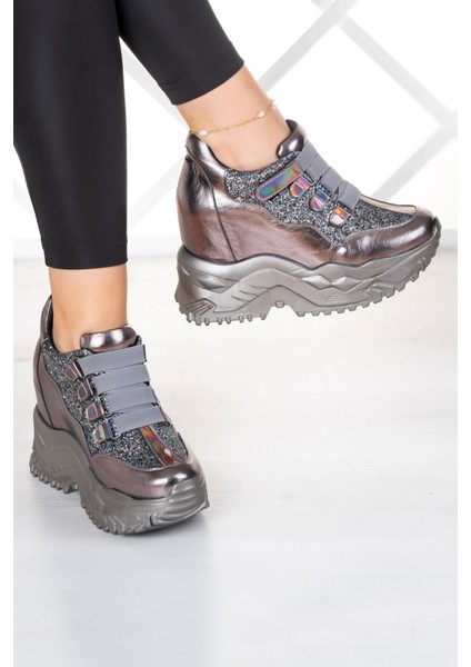 Alexandria Platin Simli Gizli Dolgu Topuklu Cırt Bantlı Günlük Ayakkabı