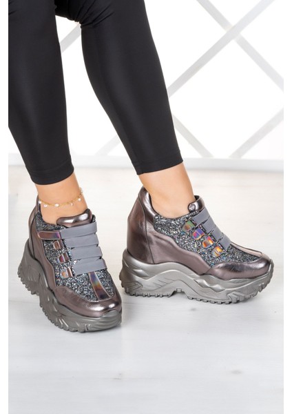 Alexandria Platin Simli Gizli Dolgu Topuklu Cırt Bantlı Günlük Ayakkabı modelleri