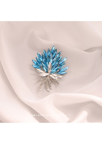 Yeni Broş Hafif Lüks Basit Mizaç Sabit Giysi Pin Takım Elbise Kolye Bilezik Şapkalar Sınıf Giyim Aksesuarları (Yurt Dışından)