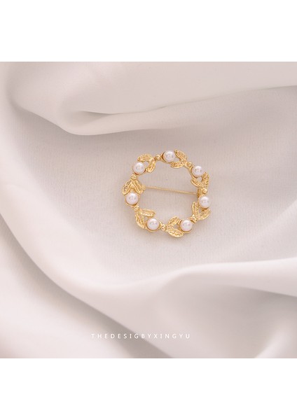 Yeni Broş Hafif Lüks Basit Mizaç Sabit Giysi Pin Takım Elbise Kolye Bilezik Şapkalar Sınıf Giyim Aksesuarları (Yurt Dışından)