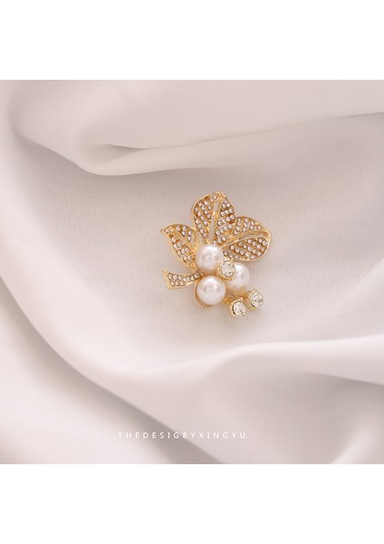 Yeni Broş Hafif Lüks Basit Mizaç Sabit Giysi Pin Takım Elbise Kolye Bilezik Şapkalar Sınıf Giyim Aksesuarları (Yurt Dışından)