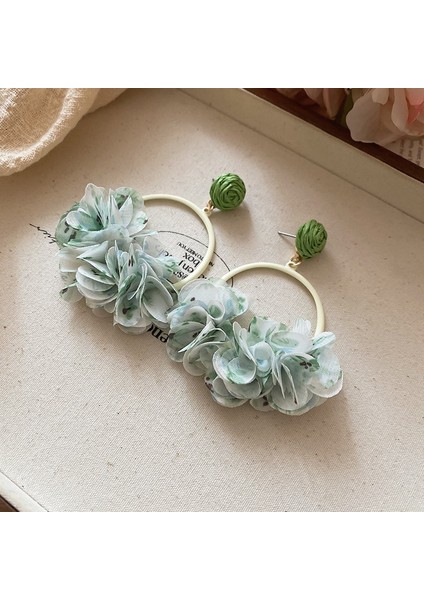 Yeni Broş Hafif Lüks Basit Mizaç Sabit Giysi Pin Takım Elbise Kolye Bilezik Şapkalar Sınıf Giyim Aksesuarları (Yurt Dışından)