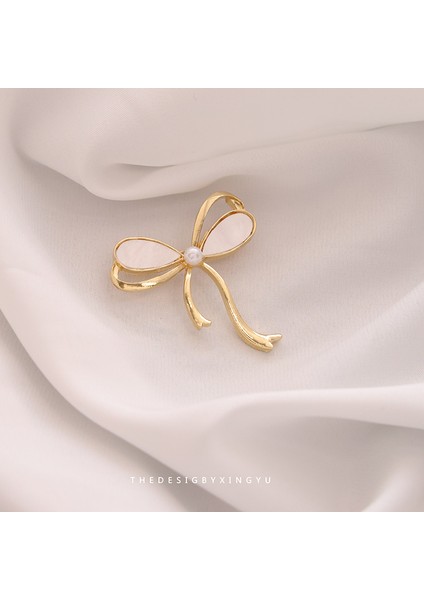 Yeni Broş Hafif Lüks Basit Mizaç Sabit Giysi Pin Takım Elbise Kolye Bilezik Şapkalar Sınıf Giyim Aksesuarları (Yurt Dışından)