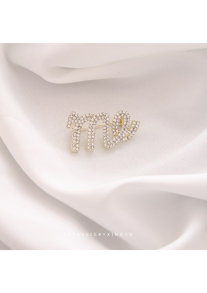 Yeni Broş Hafif Lüks Basit Mizaç Sabit Giysi Pin Takım Elbise Kolye Bilezik Şapkalar Sınıf Giyim Aksesuarları (Yurt Dışından)