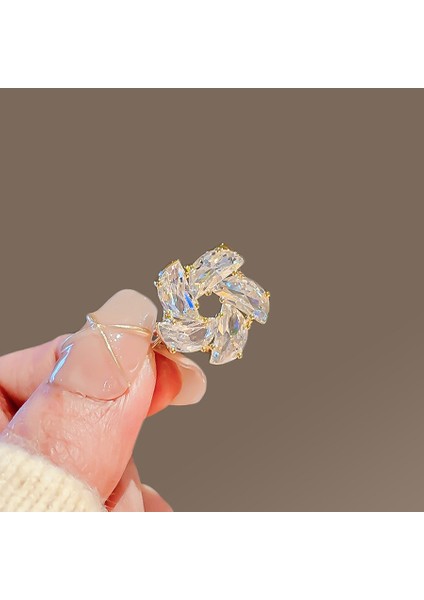 Yeni Broş Parlama Önleyici Kıdemli Işık Duygusu Lüks Tasarım Parlama Önleyici Toka Pimi Korsaj Küçük Broş Korsaj (Yurt Dışından)