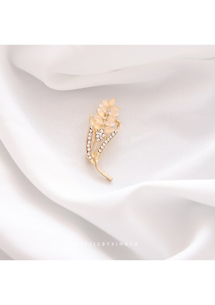 Yeni Broş Hafif Lüks Basit Mizaç Sabit Giysi Pin Takım Elbise Kolye Bilezik Şapkalar Sınıf Giyim Aksesuarları (Yurt Dışından)