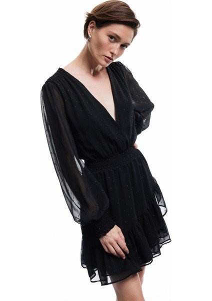 Uzun Kollu Kruvaze Yaka Dokulu Katlı Gipeli Şifon Mini Elbise