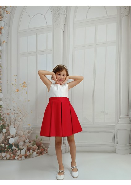 Ada Model Kırmızı Pileli 23 Nisan ,29 Ekim , Mezuniyet Elbise