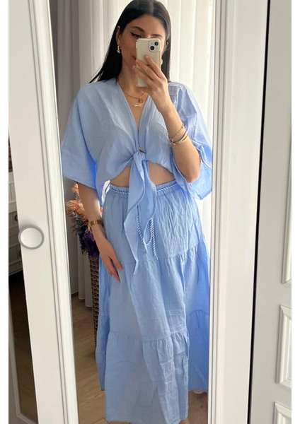 Marina Kadın Mavi Müslin Bağlamalı Bluz & Etek Takım – Rahat Yazlık Kombin