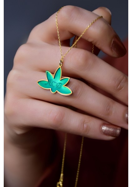 925 Ayar Gümüş Gold Kaplama Özel Tasarım Harfli Lotus Kolye fiyatları