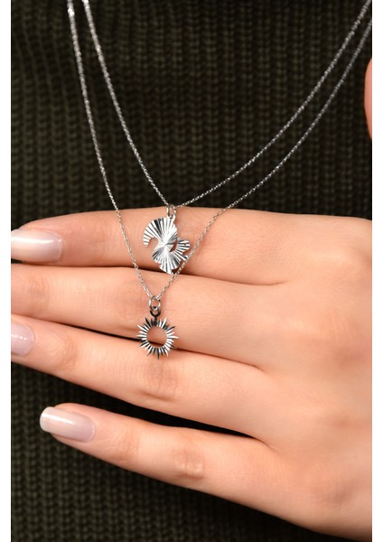 925 Ayar Gümüş Rodyum Kaplama Kristal Kesim Sincap ve Güneş Asansörlü Kolye fiyatları