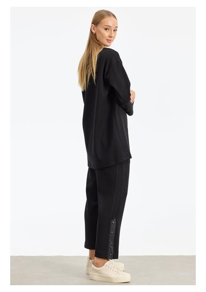 1956.01 Asimetrik Kesimli Teknik Kumaş Kombinli Takım Qks fiyatları