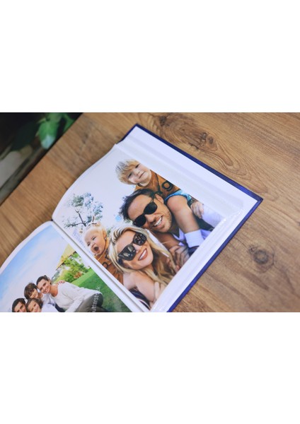 13x18 cm 100’lük Ciltbezli Deluxe Fotoğraf Albümü Lacivert modelleri