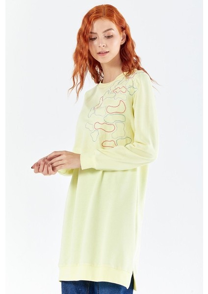 6053 Ipeksi Göğüs Kısmı Omuza Kadar Nakışlı Sweat Qys Sweat 6053 #23-05# modelleri