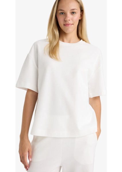 Oversize Geniş Kalıp Bisiklet Yaka Basic Düz Kısa Kollu Tişört C7630AX25AU modelleri