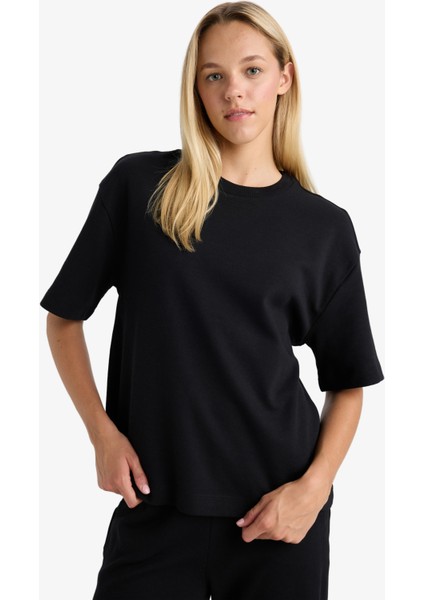 Oversize Geniş Kalıp Bisiklet Yaka Basic Düz Kısa Kollu Tişört C7630AX25AU fırsatları