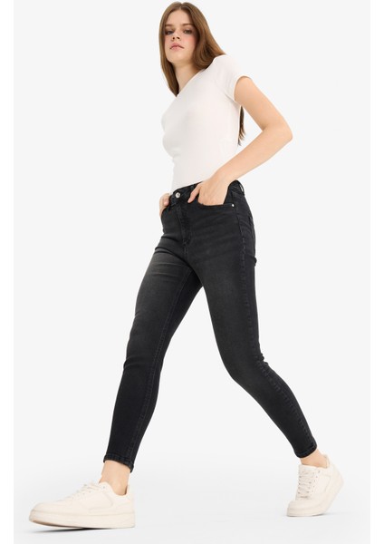Skinny Fit Yüksek Bel Bilek Boy Jean Pantolon E9820AX25AU modelleri